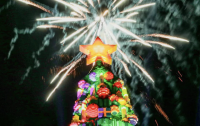 Santa’s Christmas Magic Fireworks