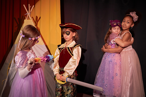 5 Benefits of Theater Arts for Kids