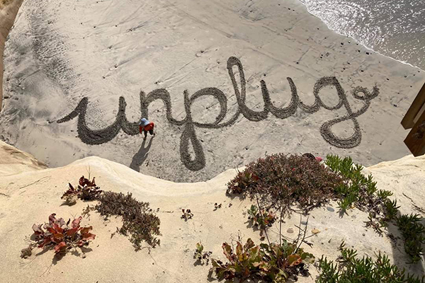 unplug by Andres Amador 2400