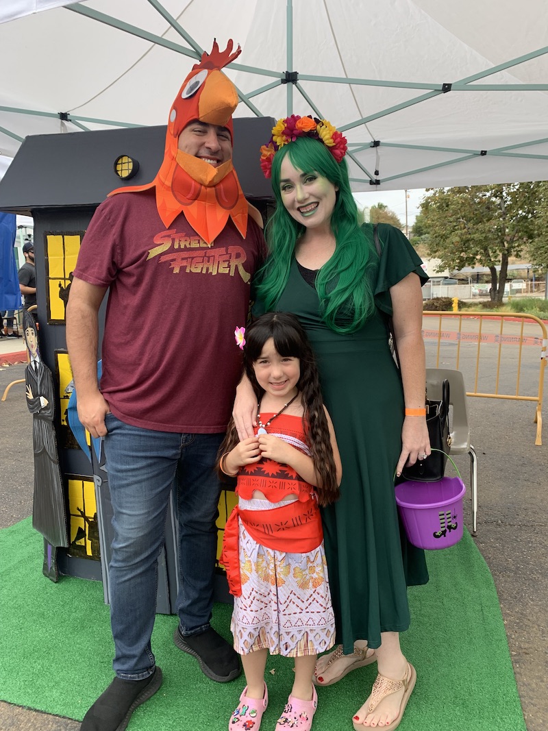 FFFH family costumes rooster