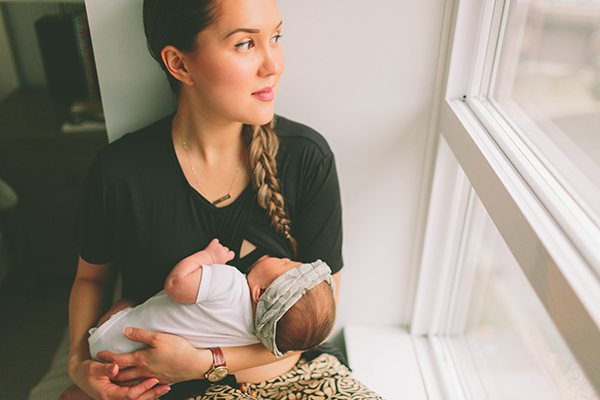 Best Snack Ideas for Breastfeeding Moms