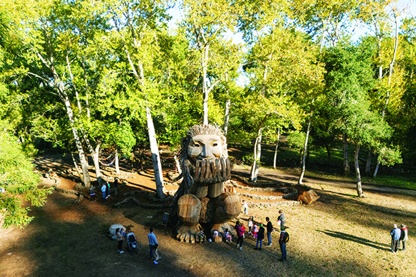Press Images for Trolls Saves the Humans
