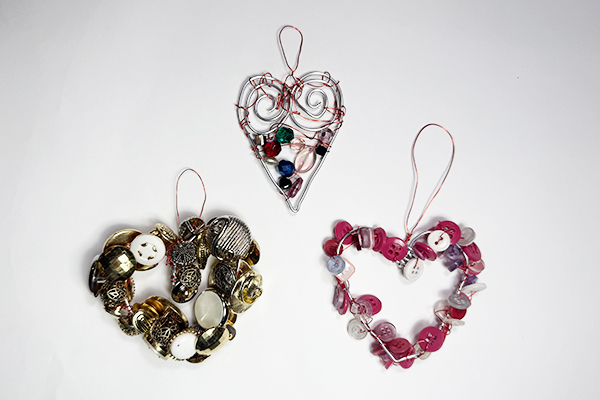 Art with Alyssa: DIY Wire Heart Art