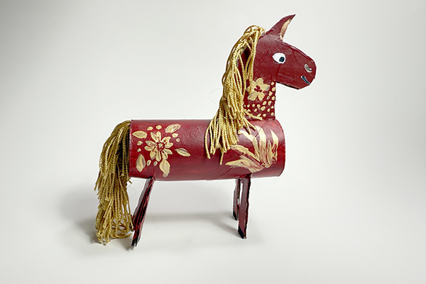 red horse w gold accents3 2619