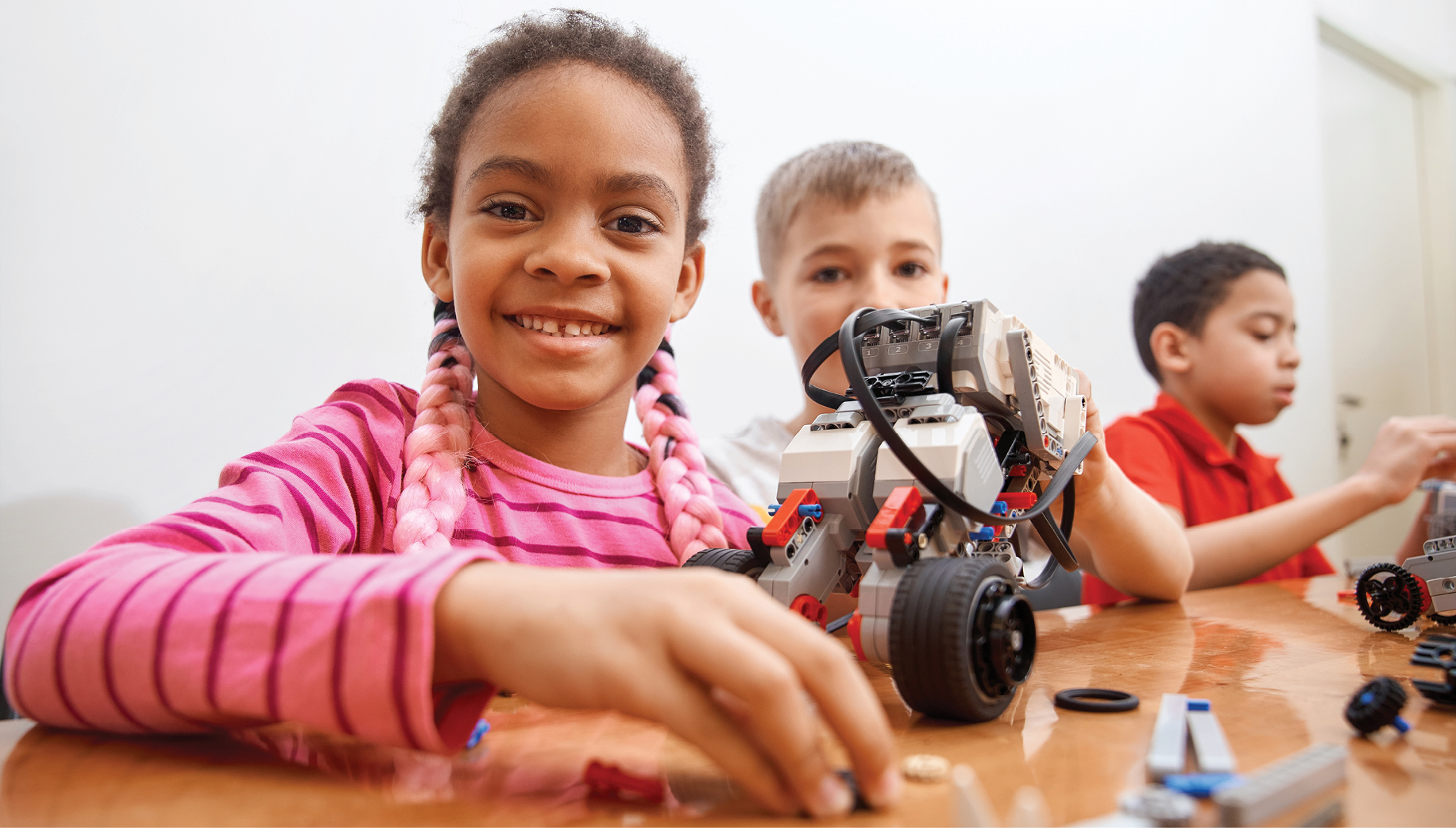 How to Raise STEM-Savvy Kids
