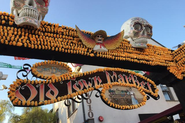 Celebrate Día de los Muertos in San Diego 2025