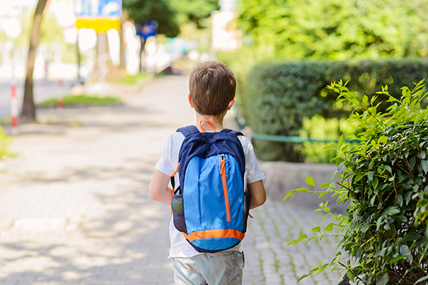 boy with backpack 1552