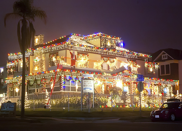 the Forward House Christmas Lights