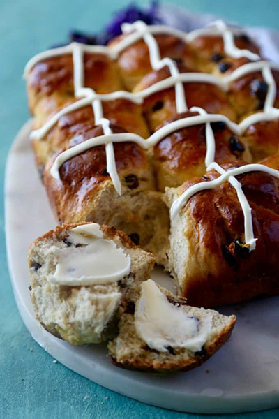 Hot Cross Buns B 454