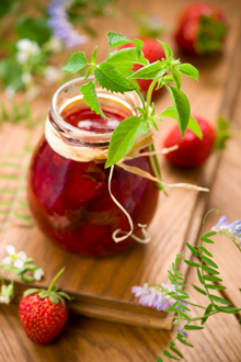 make strawberry jam sm