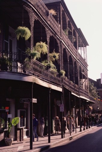 neworleansbuilding