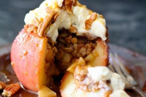 Baked Apples “Apple Crisp”