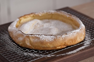 Vanilla Dutch Baby (Puffed Pancake)