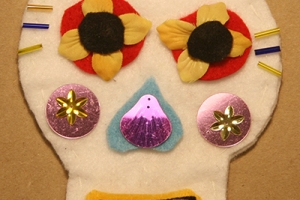 Art with Alyssa: Skull Craft for Dia de los Muertos