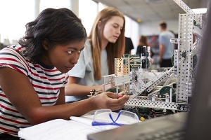 Full STEAM Ahead: DIY STEM Kits for Kids